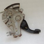 Lancia Thema II LX rokas bremzes svira stāvbremzes pedālis 04779478AG
