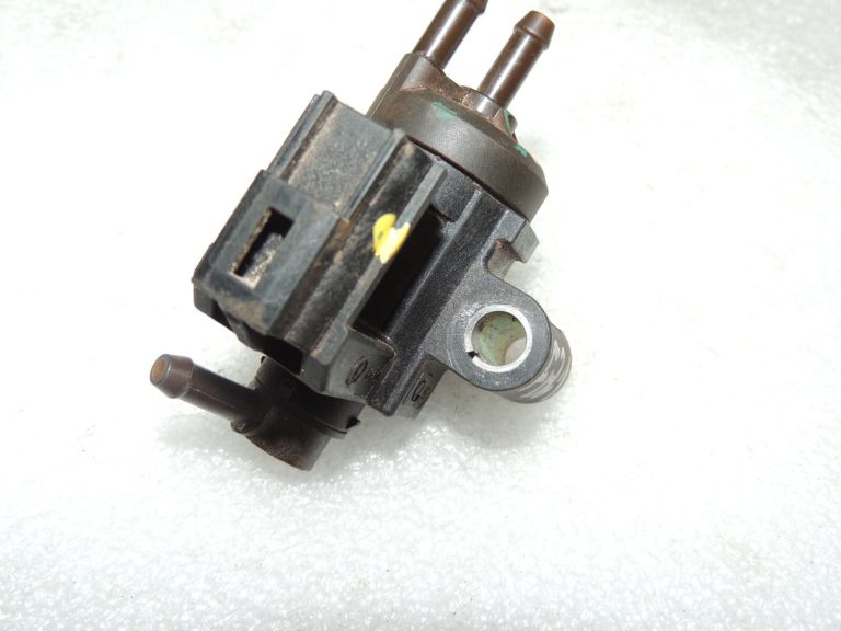 Ford Ranger P375 2.0TDCi T20DD0J Vadības vārsta solenoīda vārsts GK2Q-9Y477-AA