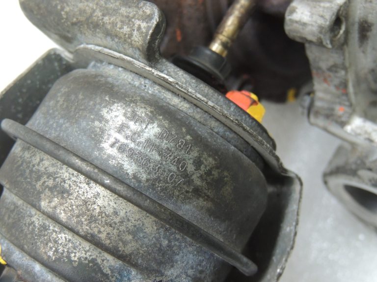 Opel Corsa D 1.7 CDTi A17DTS Turbokompresors Turbokompresors 55567731 GTC1446VZ