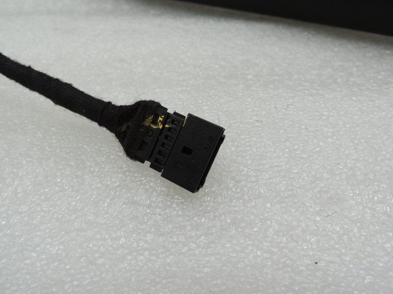 BMW X5 F15 Aizmugures vārtu vārpstas kreisā piedziņa 51247294469 51244823279 7294469