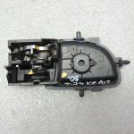 Toyota Corolla E18 Yaris P13 Iekšējo durvju rokturis priekšējais vai aizmugurējais kreisais 69206-0D280