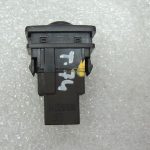 Toyota Corolla E18 LWR priekšējo lukturu regulators 8415202080