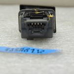 Toyota Verso R2 avārijas bākugunis 84332-0F030