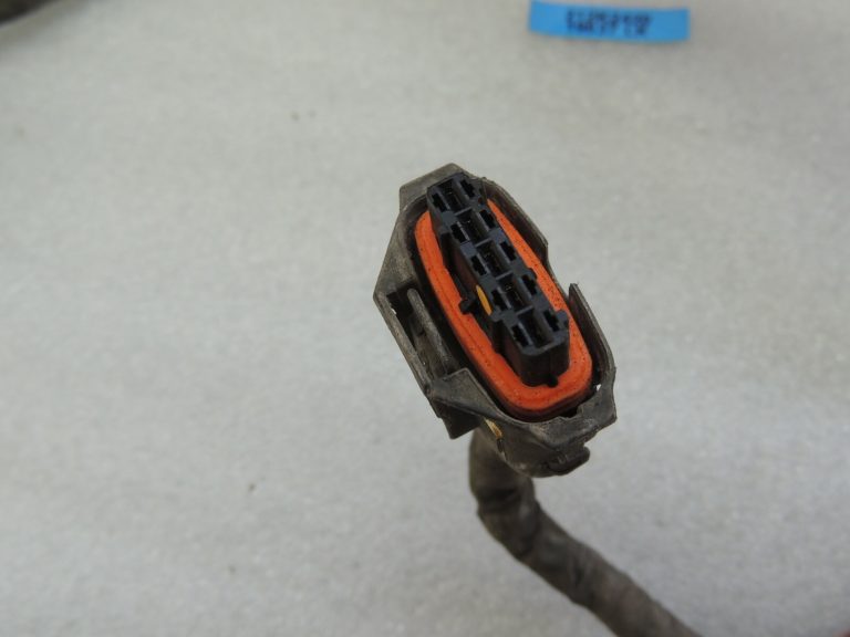 Renault Trafic III vadu instalācija AdBlue kabelis 241411073R 93458171