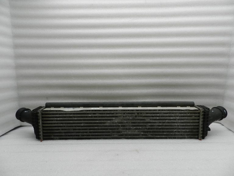 Audi A6 oriģinālais starpdzesētājs