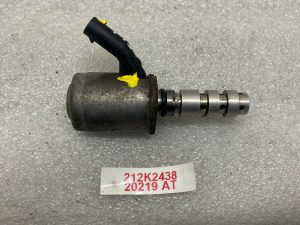 Škoda Superb III 3V 2.0TDi oil valve sensor control valve oil pressure sensor 04L906455A