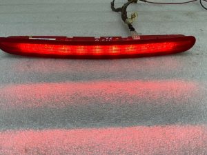 Opel Astra J Sports tourer trešais bremžu signāllukturis 13282241 1222083
