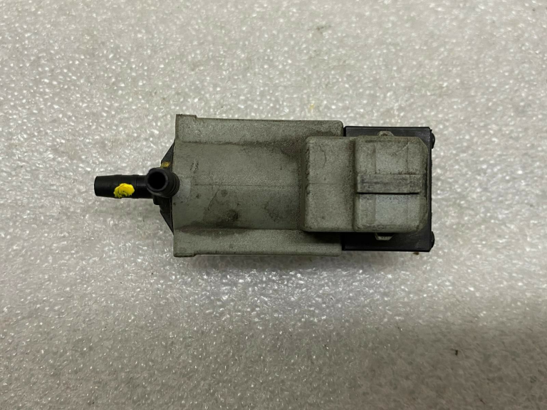 Hyundai Kia elektromagnētiskais vārsts vakuuma vārsts vakuuma vārsts 351202a400