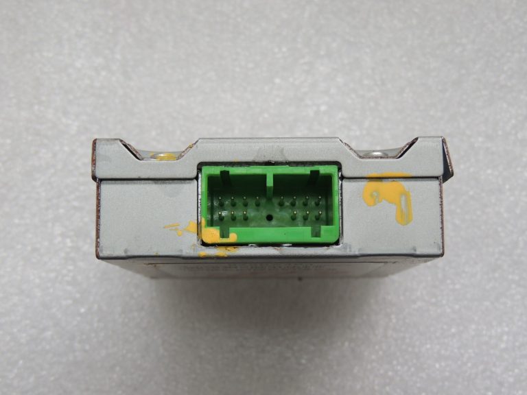 Mitsubishi Outlander III Radio navigācijas vadības bloks CAN 8750A403