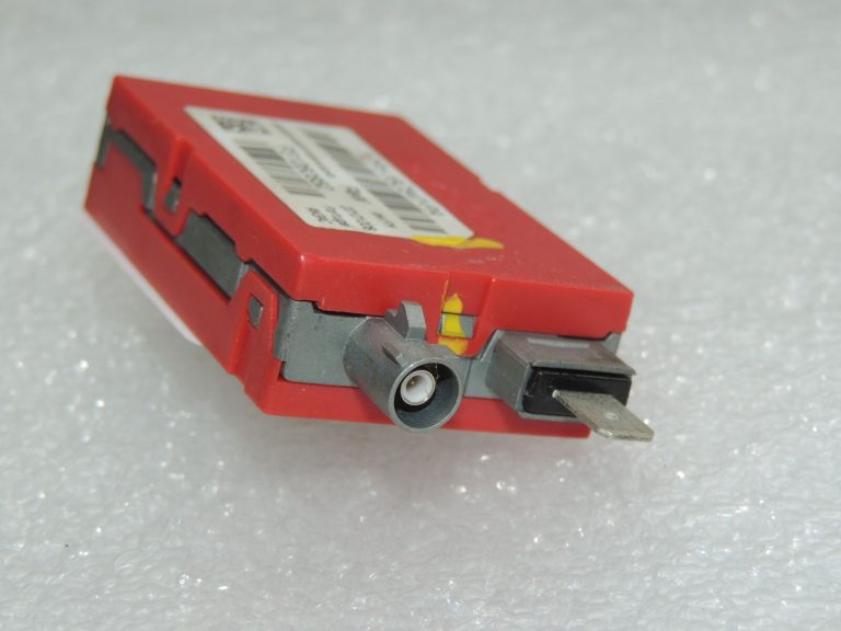 Volvo V60 I Aizmugurējais AM FM radio antenas pastiprinātājs 31260852 31260852