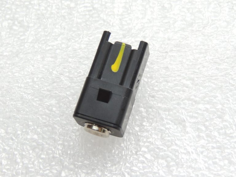 Volvo V60 I AUX ligzda 30775252