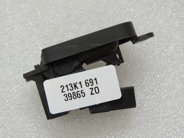 Volvo V60 I Aizmugurējā loga regulatora slēdzis 31272013