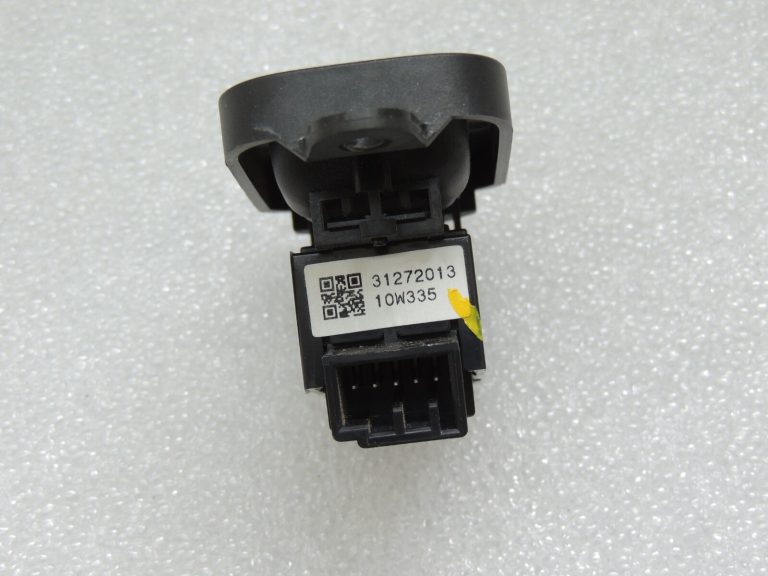 Volvo V60 I Aizmugurējā loga regulatora slēdzis 31272013