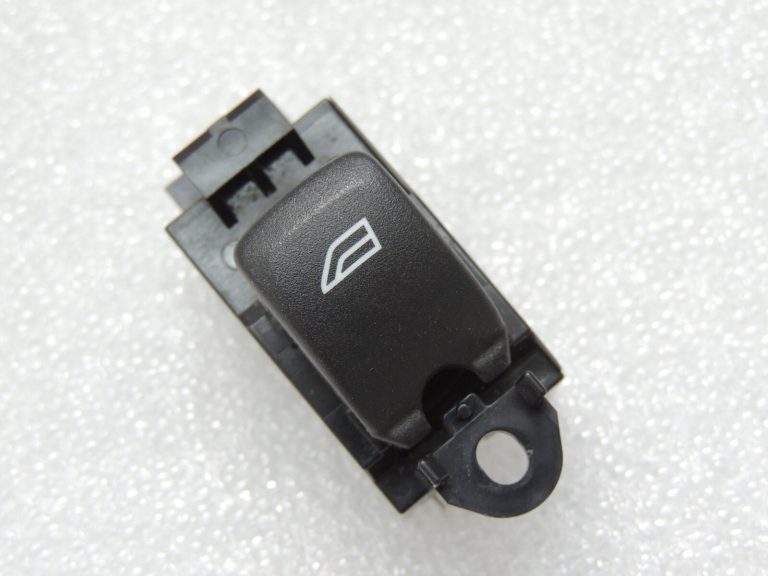 Volvo V60 I Priekšējais labās puses elektrisko logu slēdzis 31272012