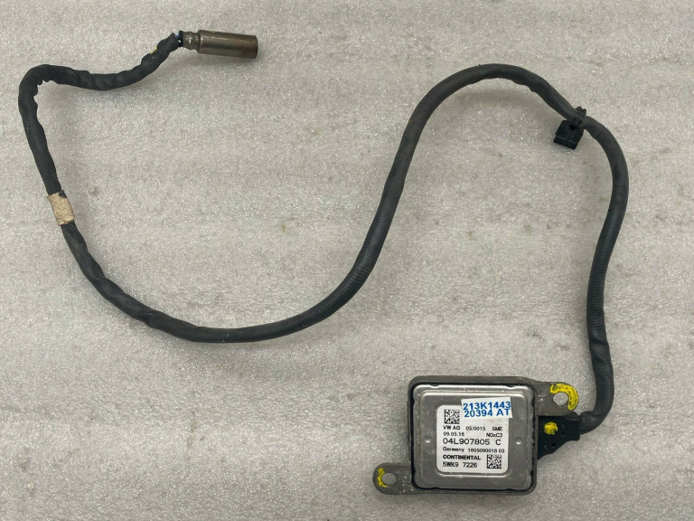Škoda Superb III B8 3V Lambda sensora vadības bloks Nox sensors 04L907805G