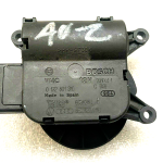 Audi A4 Sildītāja atloka motors 8e2820511c 0132801310
