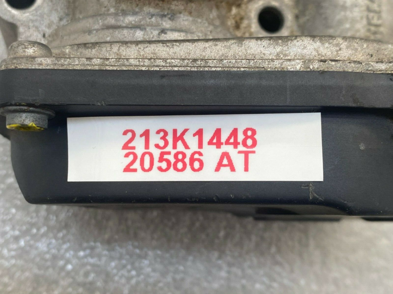 Seat Skoda VW Skoda VW Droseļvārsts 03c133062c 03C133062T