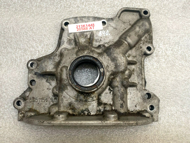 Audi Seat Skoda VW Eļļas sūknis 036115105d