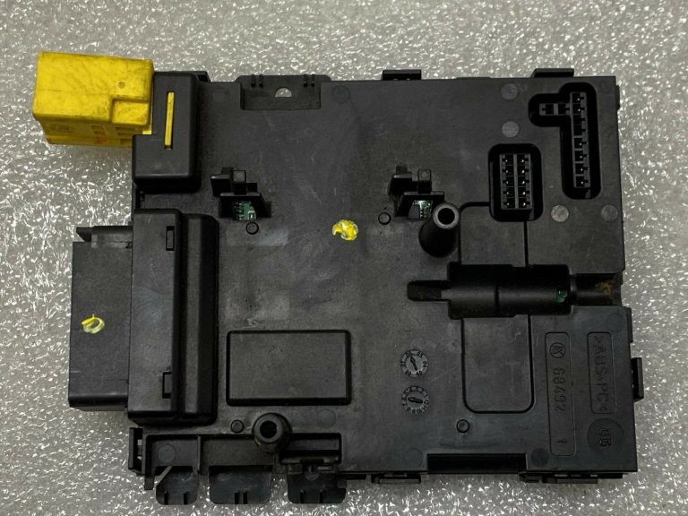 VW Passat stūres statņa vadības bloks 3c0953549a