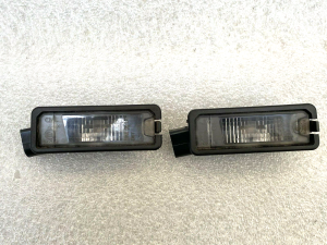 VW Polo Passat aizmugurējās numura zīmes apgaismojuma komplekti 1k8943021