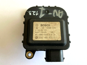 Audi A6 Apsildes servomotors 4b2820511 0132801137