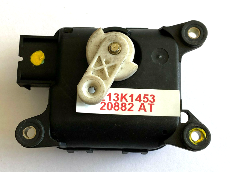 Audi A6 Apsildes servomotors 4b2820511 0132801137