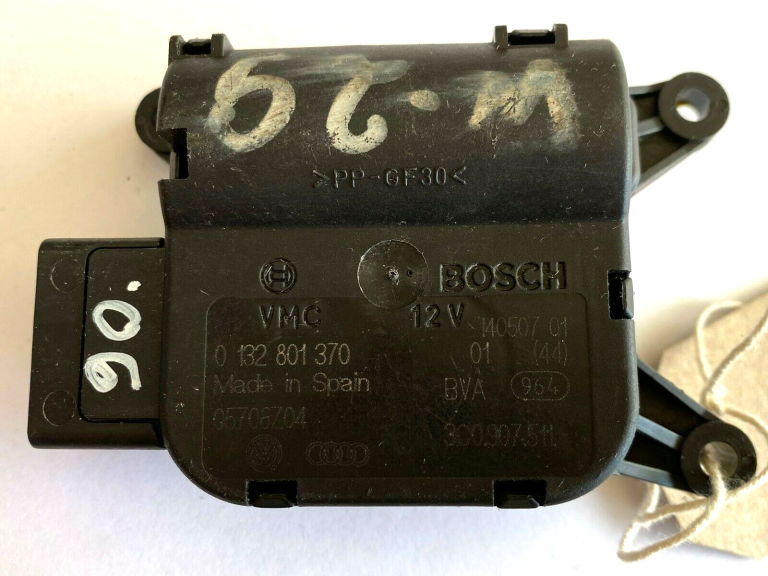VW Audi Audi Skoda Sildīšanas gaisa kondicionēšanas pūtējs 3c0907511 0132801370