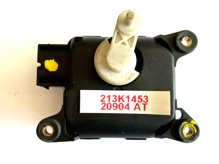 Audi servomotora sildītājs 4b2820511j 0132801159