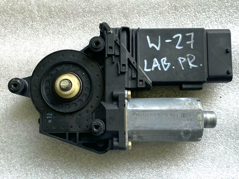 VW logu regulatora motora priekšējais labais logu regulators 3b4837752mg