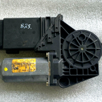 VW logu regulatora motora priekšējais labais regulators 3b4837752j