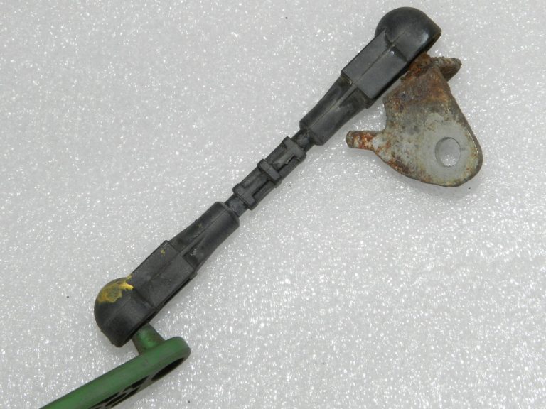 Audi A6 C7 Līmeņa sensors pneimatiskās balstiekārtas aizmugurējā labā 4H0941310C 4H0907503 Oriģināls