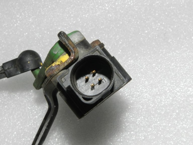 Audi A6 C7 Līmeņa sensors pneimatiskās balstiekārtas aizmugures kreisais 4H0941309C 4H0907503 Oriģināls