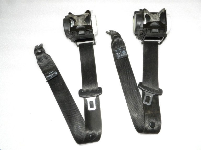 Audi A6 C7 Avant Aizmugurējā drošības josta kreisā / labā 4G8857805H, 4G8857805G