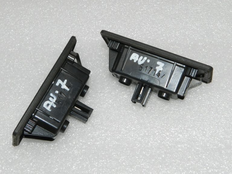 2x oriģinālā Audi A6 C7 A4 A4 B8 Q5 8R A3 8V numura apgaismojums 4G0943021, 4G0943021A