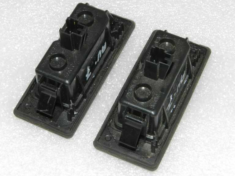 2x oriģinālā Audi A6 C7 A4 A4 B8 Q5 8R A3 8V numura apgaismojums 4G0943021, 4G0943021A