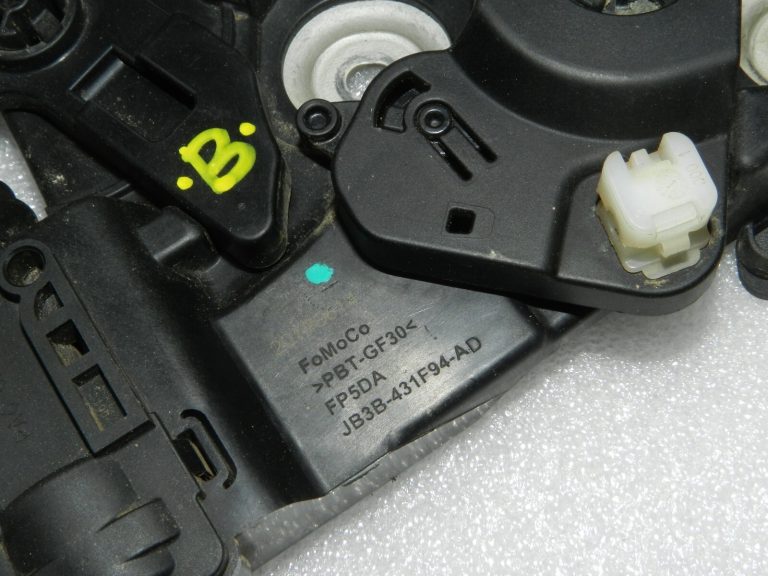 2019 Ford Ranger P375 aizmugurējo durvju bloķēšanas servomotors JB3B-431F94-AD, 2266856