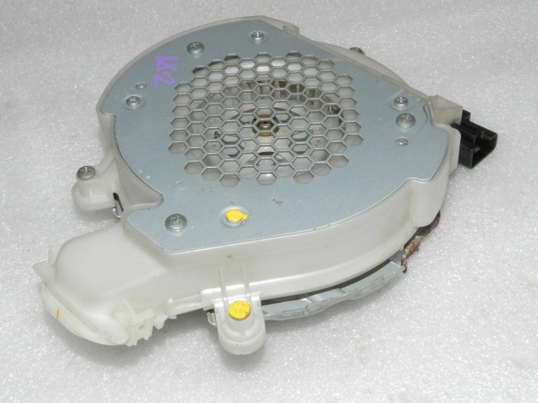 Lexus RX AL10 Lexus IS XE20 dzesēšanas ventilators priekšējiem sēdekļiem 85860-30020 oriģināls