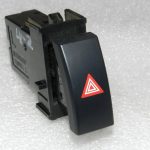 Oriģinālais Lexus RX III (AL10) avārijas signalizācijas slēdzis 84330-48010, 84330-0E010
