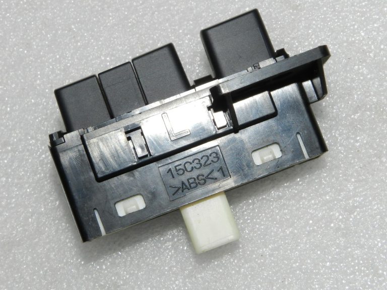 Oriģinālais Lexus RX III (AL10) Odo brauciena slēdža ātruma mērītāja spilgtums 84119-48020