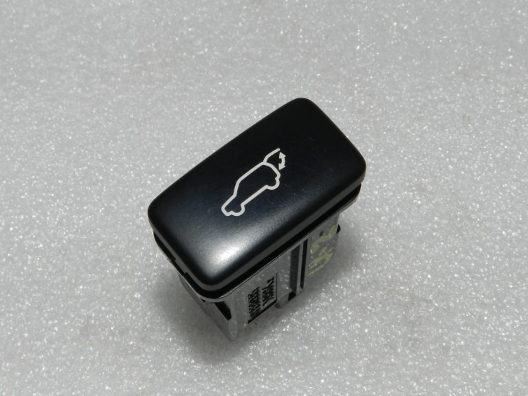 Oriģināls Lexus RX III (AL10) Alphard aizmugurējo durvju elektriskais slēdzis 84930-58010