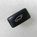 Oriģināls Lexus RX III (AL10) Alphard aizmugurējo durvju elektriskais slēdzis 84930-58010