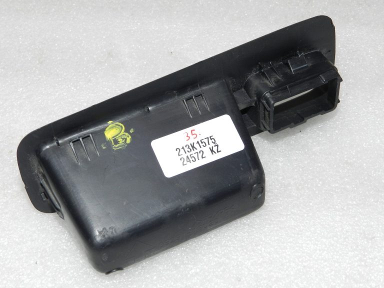 Oriģinālais Lexus RX 450H (AL10) aizmugurējo durvju iekšējais rokturis 69291-48020