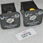Oriģinālais Lexus RX 450H (AL10) Pasažiera drošības spilvena slēdzis 69065-47040