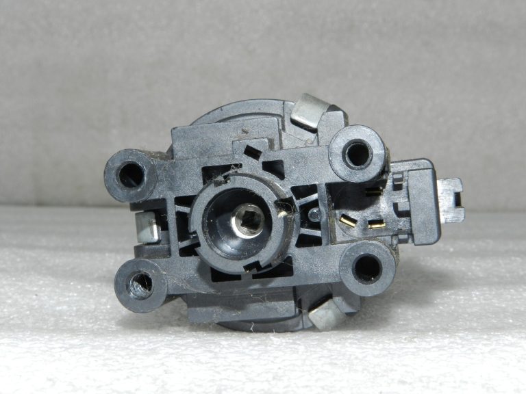 Oriģināls Lexus RX AL10 IS XE20 Priekšējo sēdekļu servomotors 85820-33020, 439440-10080