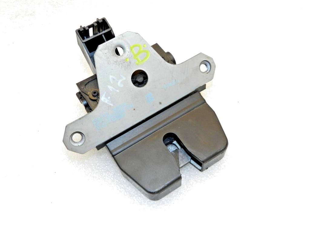 OEM Ford Focus III C-Max II aizmugurējo durvju slēdzene 8M51-R442A66-DA, 8M51-R442A66-DC