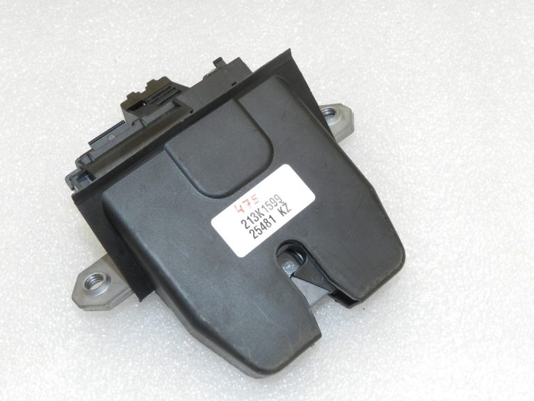 OEM Ford Focus III C-Max II aizmugurējo durvju slēdzene 8M51-R442A66-DA, 8M51-R442A66-DC