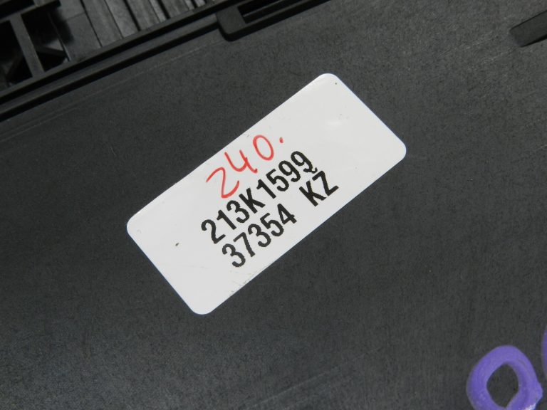 Ford Focus III komforta vadības bloks BCM AV6N-19G481-AG, AV6N-19G481-AM, 1829420