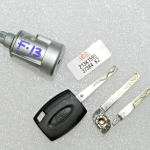 Ford Focus II C-Max I aizdedzes slēdzene ar 3x atslēgu komplektu 5034072, 3M5A-R3697-AE