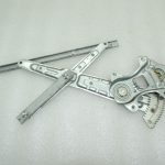 Nissan X-Trail T32 Logu regulatora sliede aizmugurējā kreisā 827216FR0A