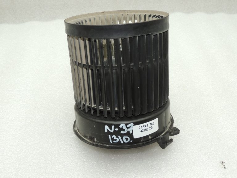 Nissan Qashqai J11 ventilatora motors 272104EA7C